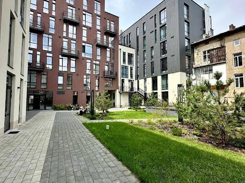 комерційна за адресою Газова вул., 7