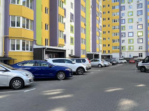 квартира за адресою Яблунева вул., 11