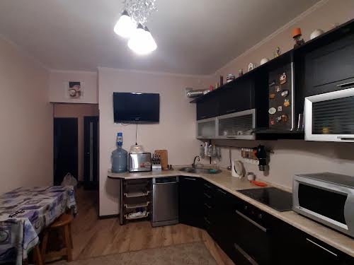 квартира за адресою Олени Пчілки вул., 2