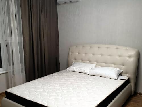 квартира за адресою Петропавлівська вул., 40