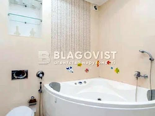 квартира за адресою Старонаводницька вул., 6-Б