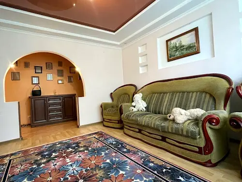 квартира по адресу Мицкевича ул., 5
