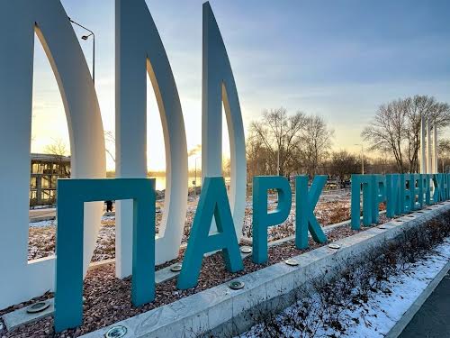 квартира за адресою Дніпровська набережна вул.