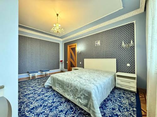 квартира за адресою С. Бандери, 13