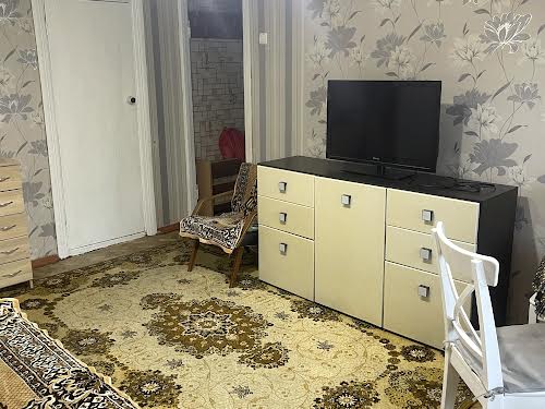 квартира за адресою Метробудівська вул., 8