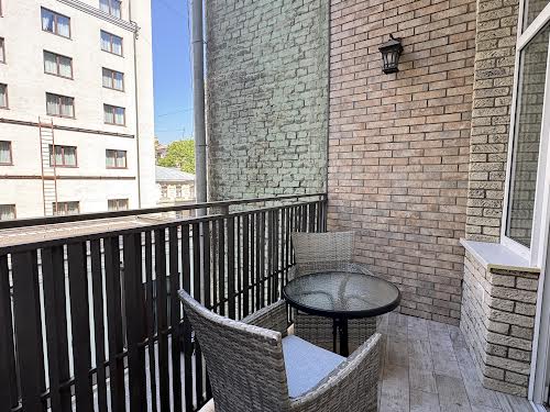 квартира за адресою Стрілецька вул., 28