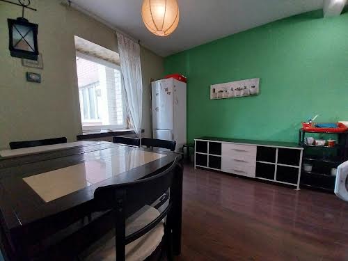 квартира по адресу Ревуцкого ул., 5