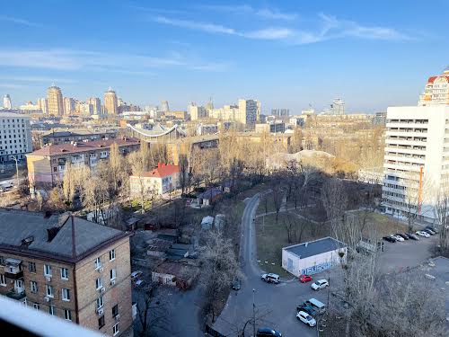 квартира за адресою Миколи Міхновського бульв. (Дружби Народів), 14-16