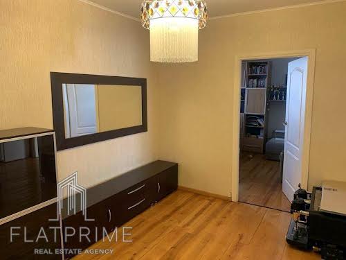 квартира за адресою Оноре де Бальзака, 58