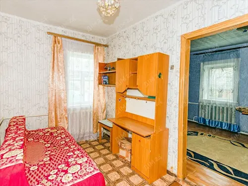 будинок за адресою Центральна, 1