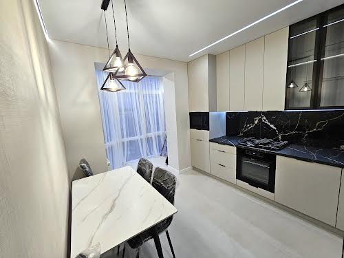 квартира за адресою Довга, 20 в