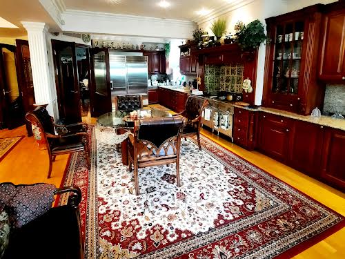 квартира за адресою Круглоуніверситетська вул., 4Б