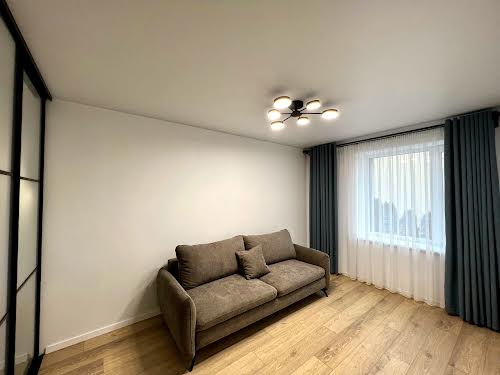 квартира по адресу Степана Бандеры ул., 79