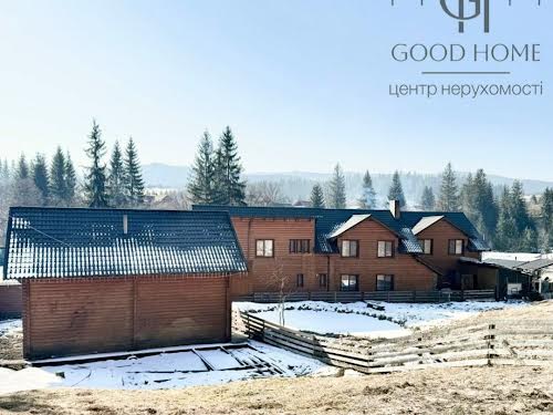 комерційна за адресою смт. Ворохта, Богдана Хмельницького вул., 35а
