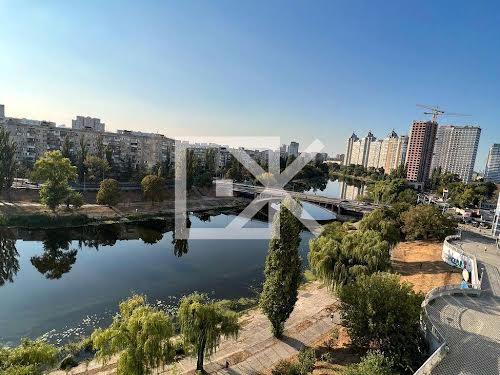 квартира за адресою Соборності просп. (Возз'єднання), 30-А