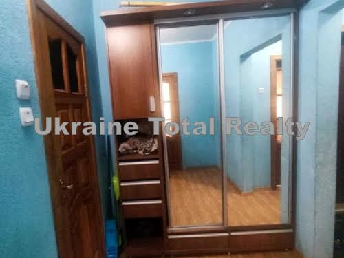 квартира за адресою Автозаводська вул., 61