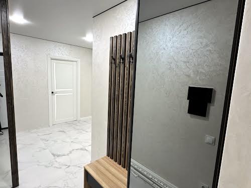 квартира за адресою Білогірська вул., 13