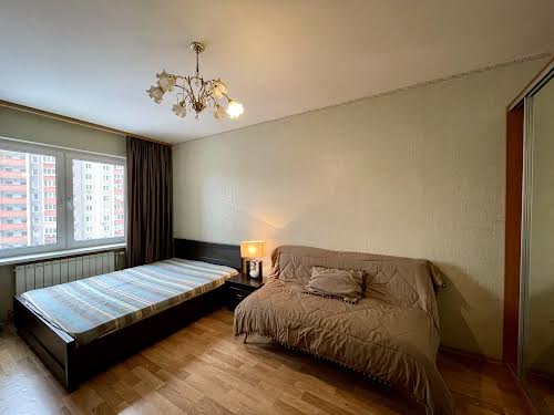 квартира за адресою Петра Григоренка просп., 12
