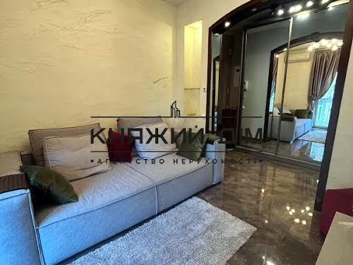 квартира за адресою Круглоуніверситетська вул., 13