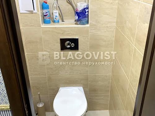 квартира за адресою Соснова вул., 10