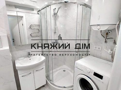 квартира по адресу Бутышев пер. (Андрея Иванова ул.), 17