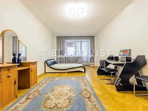 квартира за адресою Срібнокільська вул., 24