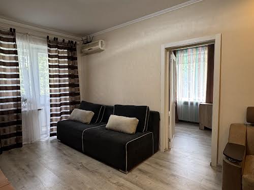 квартира за адресою Соборності вул. (Косіора), 21