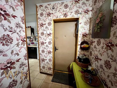 квартира за адресою Романа Шухевича просп. (Генерала Ватутіна), 24