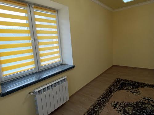 комерційна за адресою вул. Пересопницька, 170