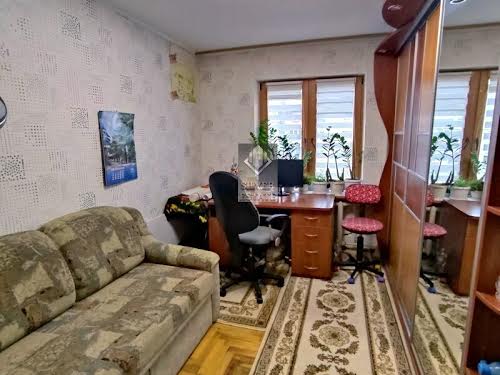 квартира по адресу Чаривная ул., 38