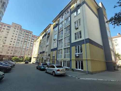 квартира по адресу с. Софиевская борщаговка, Академика Амосова ул., 12