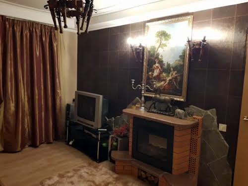 квартира за адресою Київ, Мілютенка вул., 16