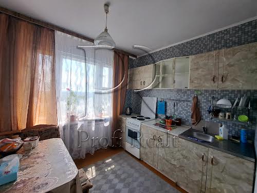 квартира за адресою Академіка Заболотного вул., 4