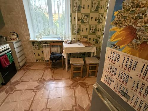квартира за адресою Максима Залізняка вул., 18