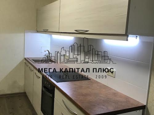 квартира за адресою Воскресенська вул., 16А