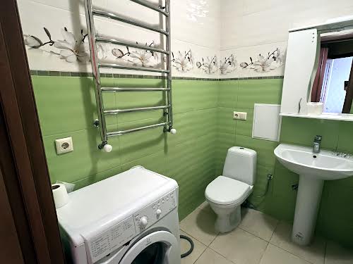 квартира по адресу Степана Бандери ул., 40/2А