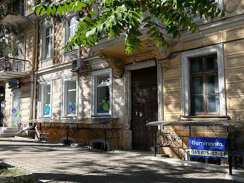 коммерческая по адресу Маяковского пер., 4