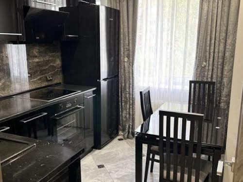 квартира за адресою Золотоустівська вул., 46