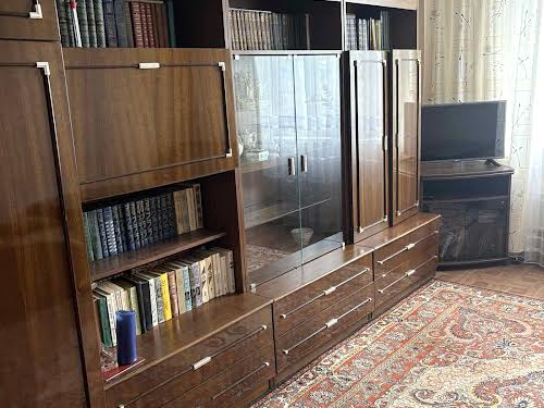 квартира за адресою Каштанова вул., 8-А