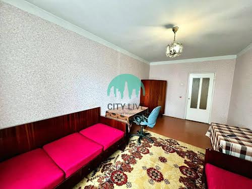 квартира за адресою Пасічна вул., 12а