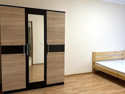квартира по адресу Тичини, 2