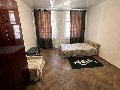 квартира за адресою Шпитальна вул., 28