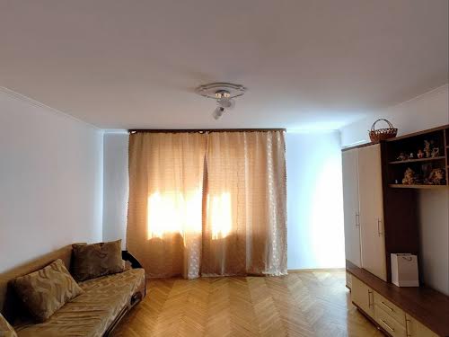 квартира за адресою Демнянська вул., 16