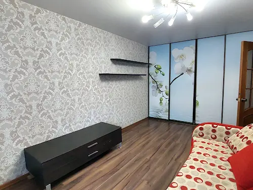 квартира по адресу Космонавтов ул., 15
