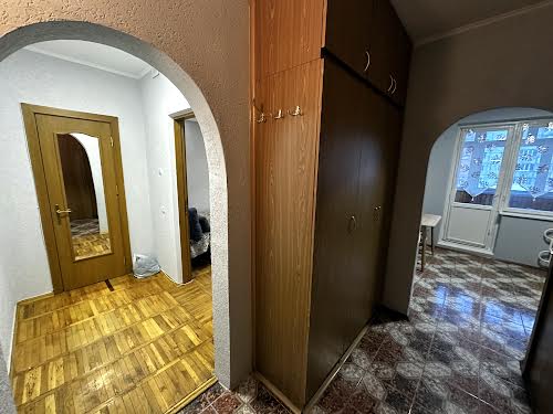 квартира за адресою Володимира Івасюка вул., 34