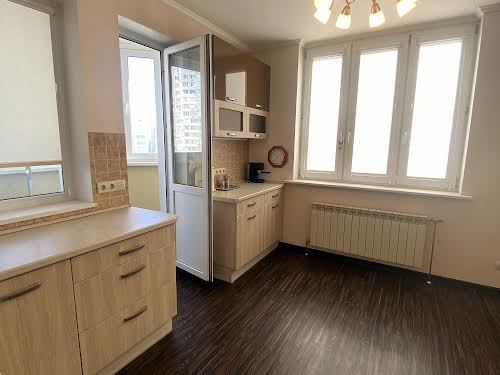 квартира за адресою Олени Пчілки вул., 5