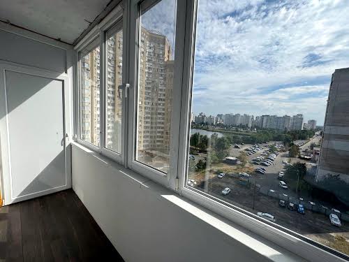 квартира по адресу Драгоманова ул., 23б