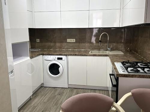 квартира за адресою Ольги Кисілевської вул., 31