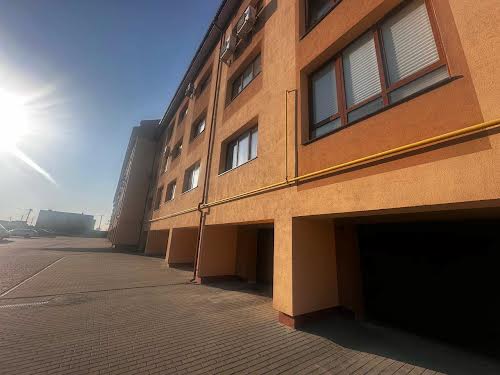 квартира по адресу Героїв Крут ул., 3
