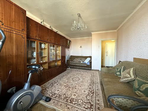 квартира за адресою Білоруська вул., 17б